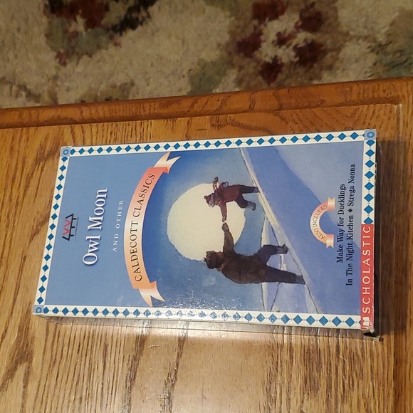 Scholastic Owl Moon Caldecott Classics VHS Tape - Picture 1 of 6